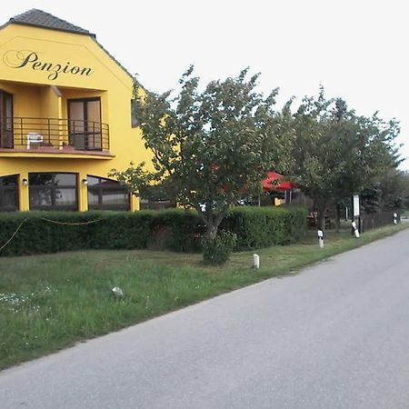 Hostinec U Josefa Jevišovice Exterior foto